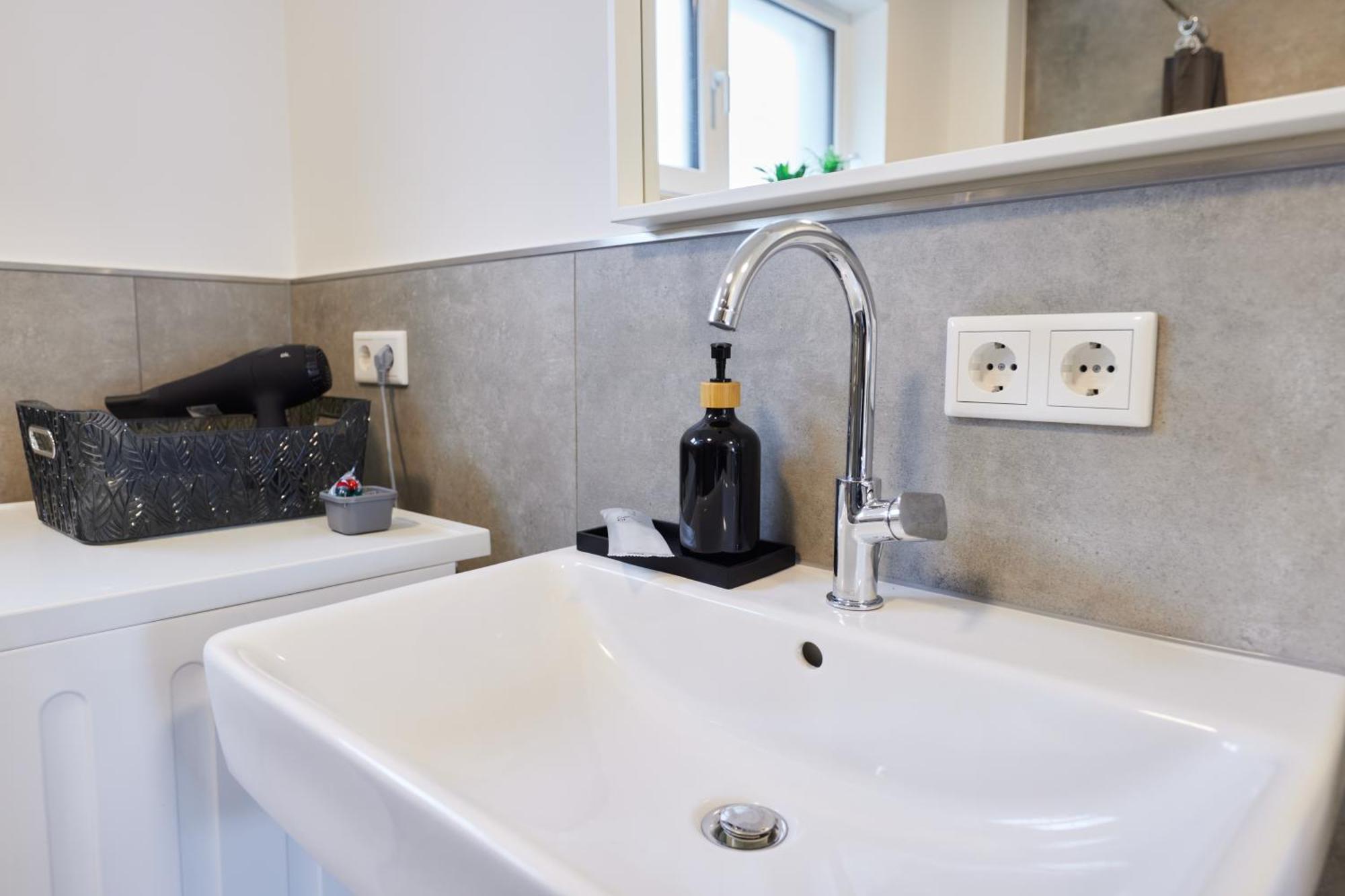 Homeme 2 I Zentral I Netflix I Kueche I Parkplatz I Kliniknah Bad Oeynhausen Exterior photo